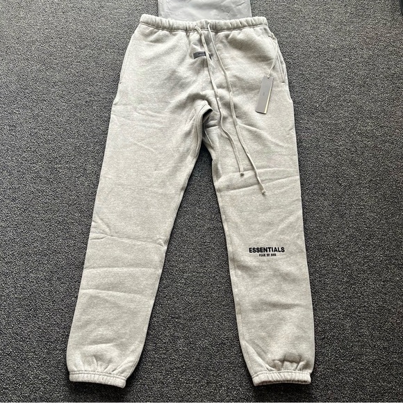 Essentials Men's dark oatmeal Joggers